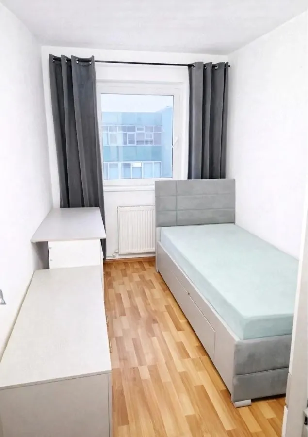 Apartament 3 camere decomandat Astra,renovat ,114000 Euro - foto 5