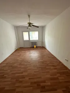 Apartament cu  4 camere zona Paltinis - Ploiesti