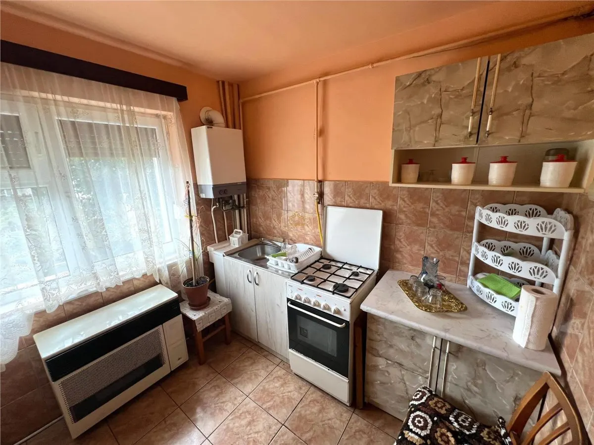 Apartament 3 Camere | Micro 16 | Etaj 3 | str. Astronautilor - foto 4