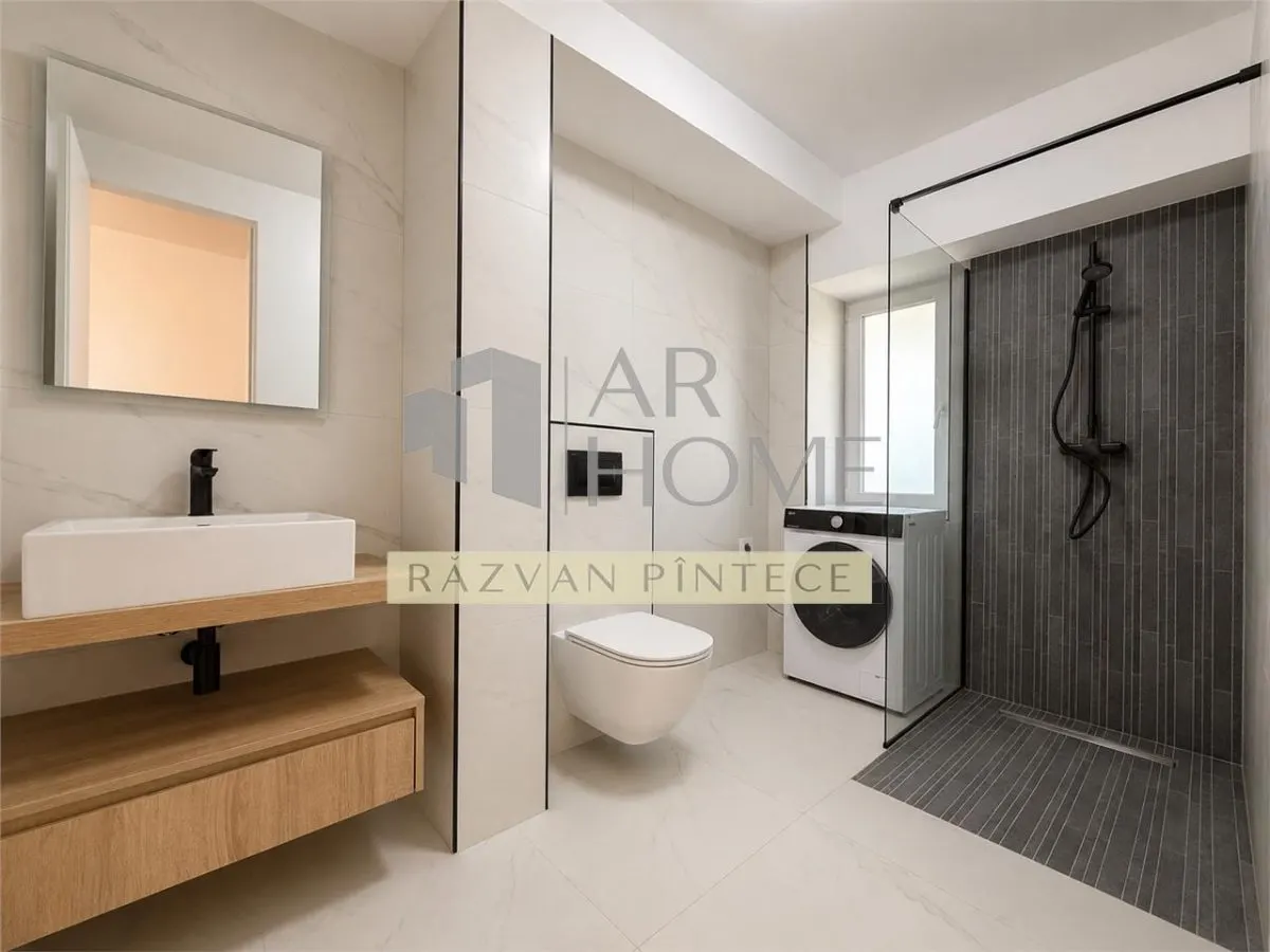 Apartament 2 camere, parcare, bloc Bucegi 12, ultracentral Ploiesti - foto 7