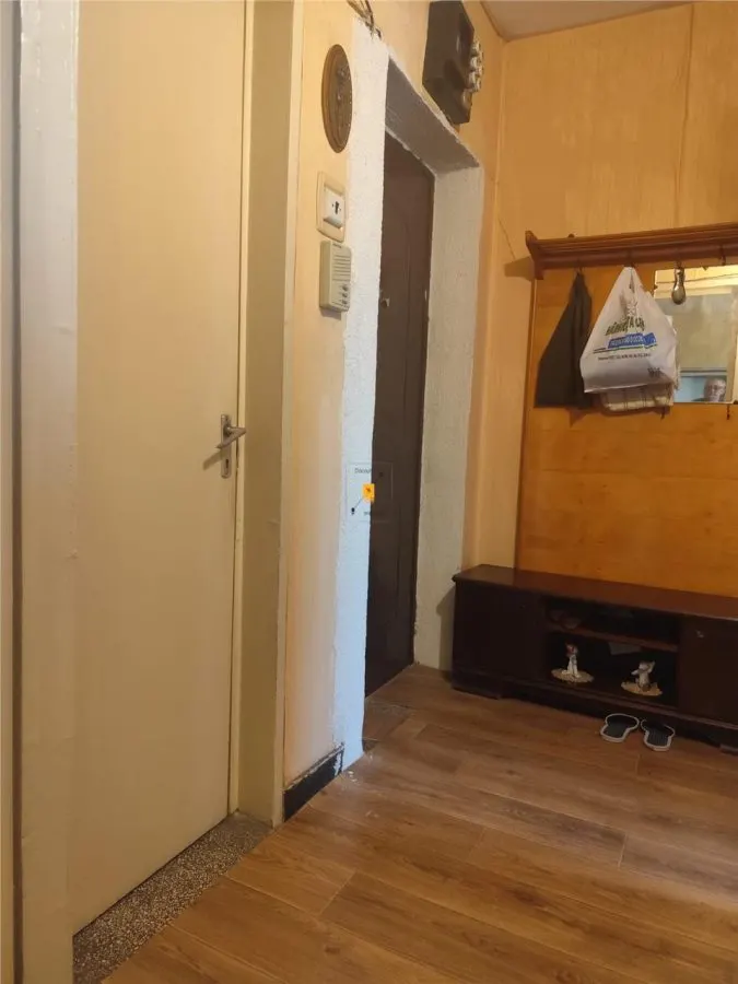 Apartament cu 3 camere zona Cina - foto 4