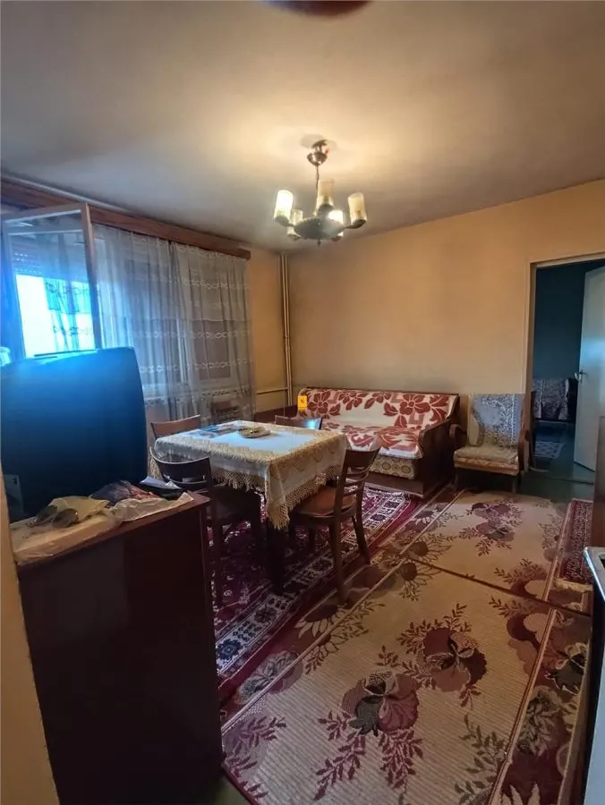 Apartament cu 3 camere zona Cina - foto 5