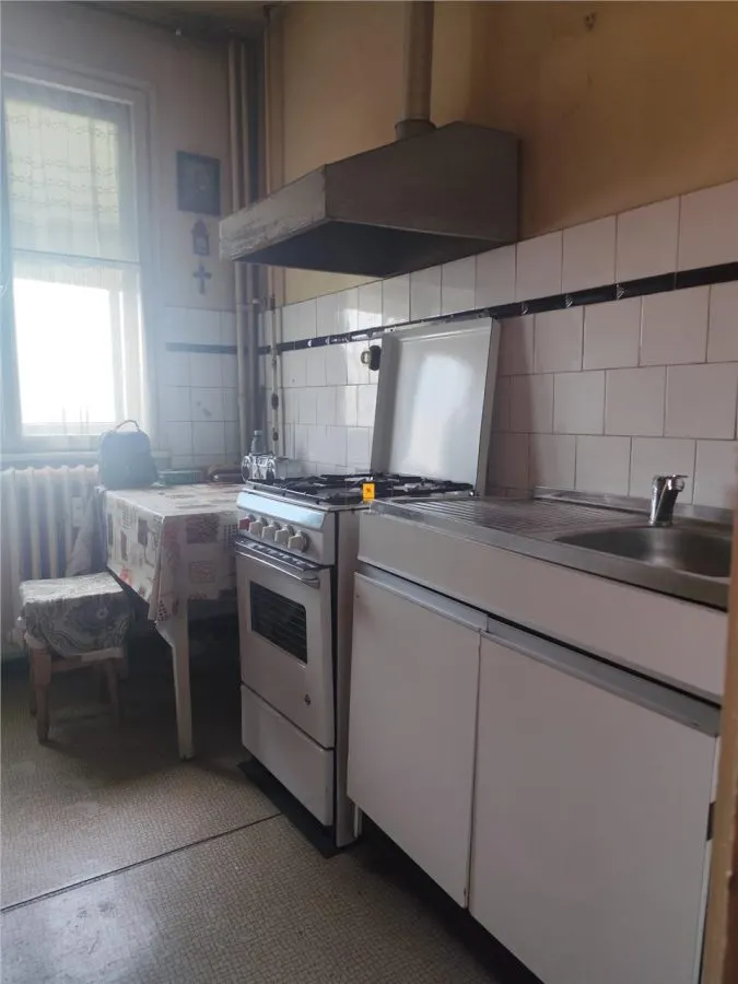 Apartament cu 3 camere zona Cina - foto 6