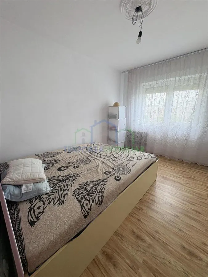 Apartament 3 camere Calafat - foto 3