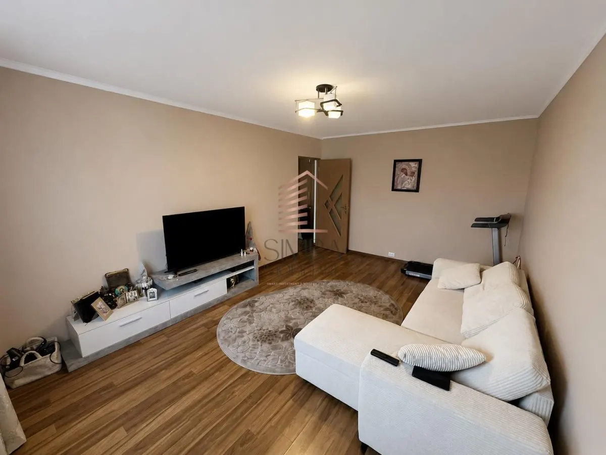 Apartament 2 camere decomandat , Velenta - foto 1
