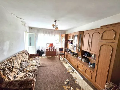 Apartament 3 camere, decomandat, etajul 4, zona biserica Sf Mina - foto 10