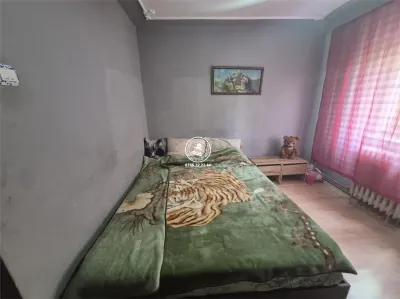 Apartament 3 camere decomandat zona Galata-Iasi - foto 4