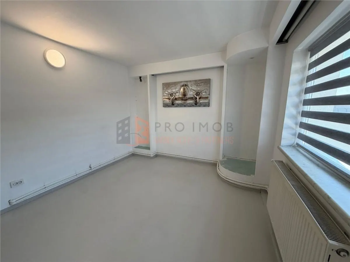 Apartament 3 camere cf 1 decomandat zona Transilvaniei - foto 4
