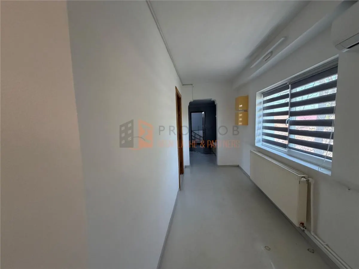 Apartament 3 camere cf 1 decomandat zona Transilvaniei - foto 9