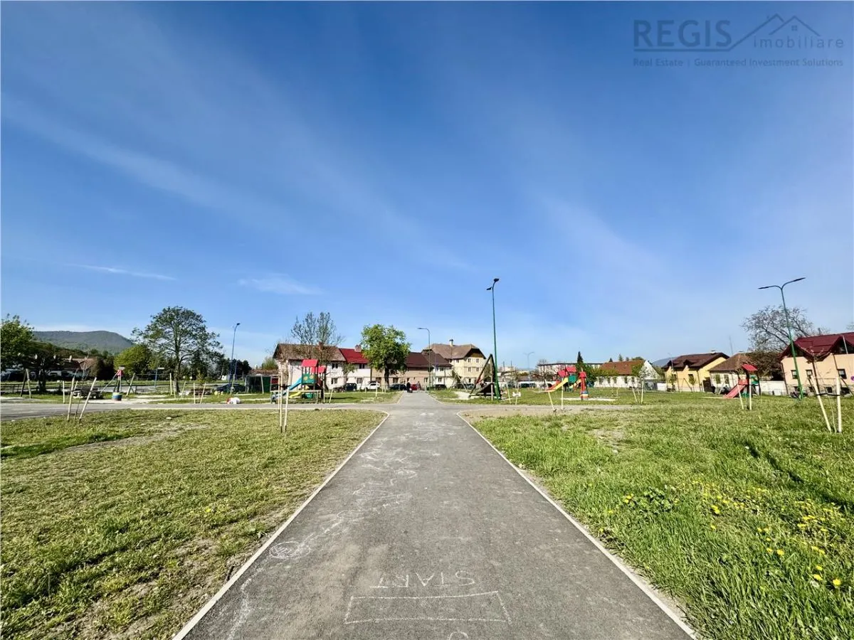 Apartament 2 camere | strada Lunga | Curte - foto 14