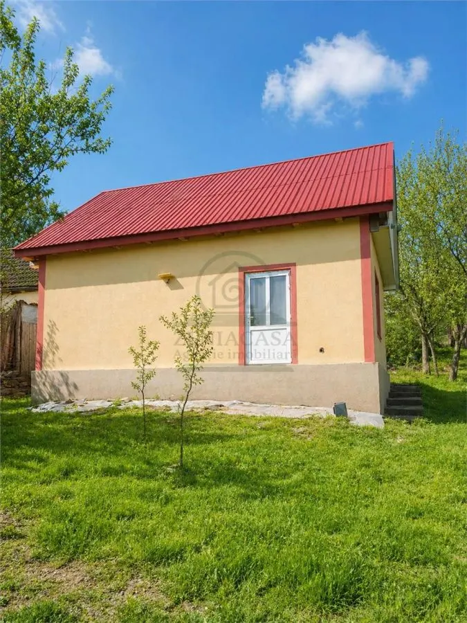 Casa 2 camere Schitu Duca Iasi cu 1154 mp teren - foto 7