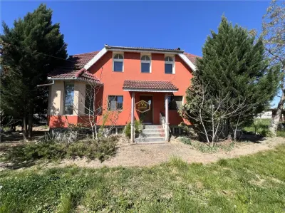Proprietate cu farmec aparte si teren generos in Paulesti - Paulesti