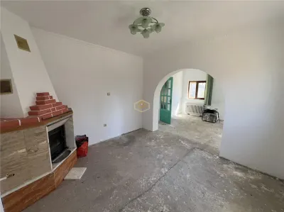 Proprietate cu farmec aparte si teren generos in Paulesti - foto 12