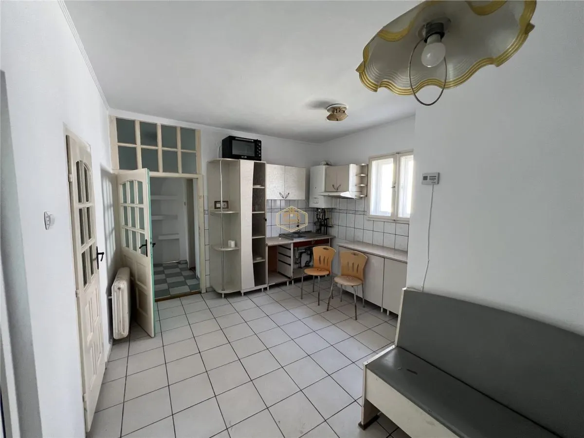 Proprietate cu farmec aparte si teren generos in Paulesti - foto 14
