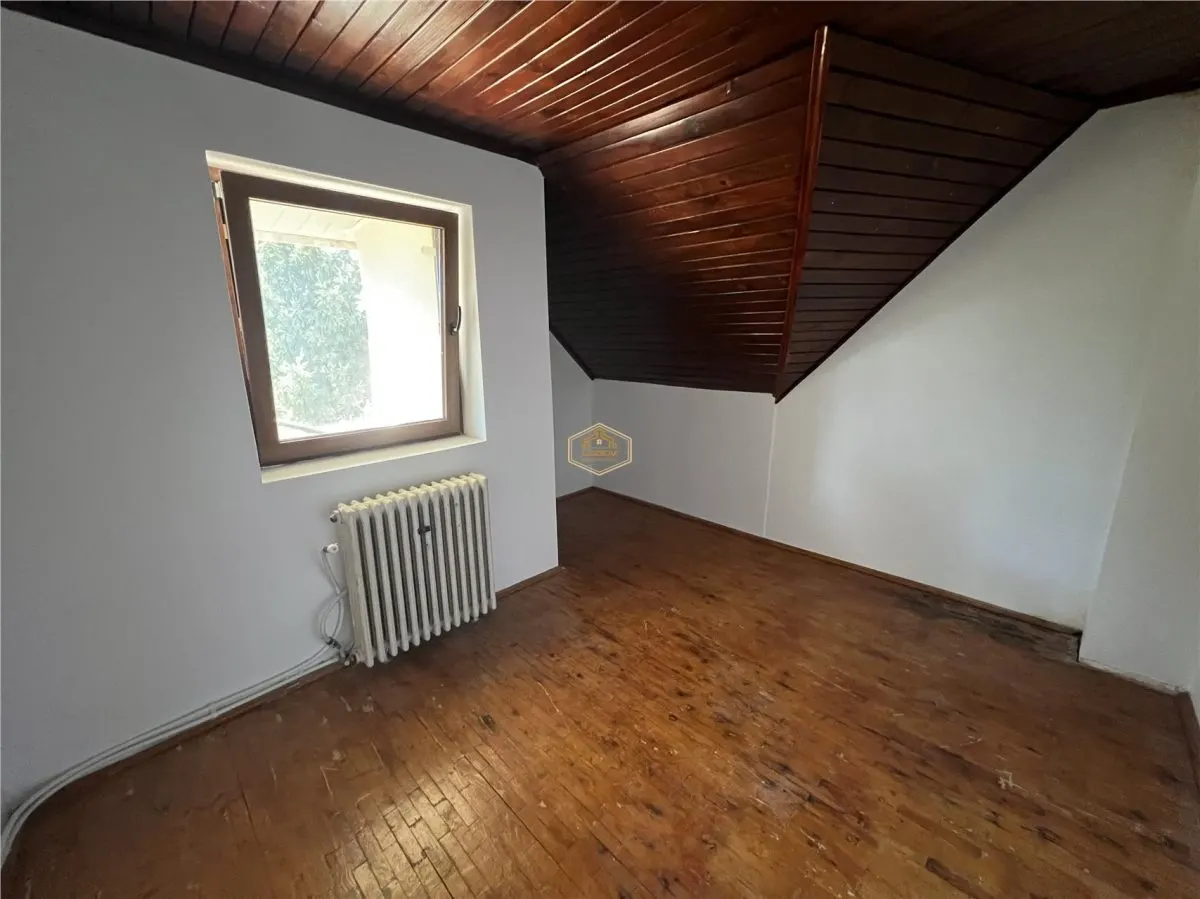 Proprietate cu farmec aparte si teren generos in Paulesti - foto 19