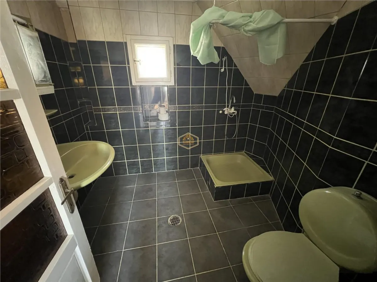 Proprietate cu farmec aparte si teren generos in Paulesti - foto 20