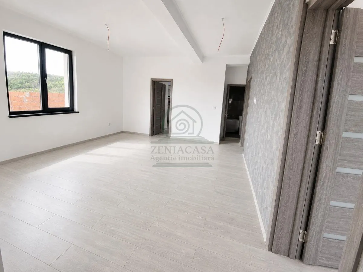 Casa 4 camere Valea Adanca Miroslava 450 mp teren/BECI - foto 3