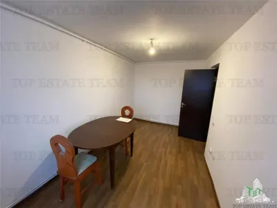 Apartament 2 camere spatioase , pozitionare excelenta si acces rapid metrou Aparatorii  Patriei, Facultatea ,,Spiru Haret,, - foto 7