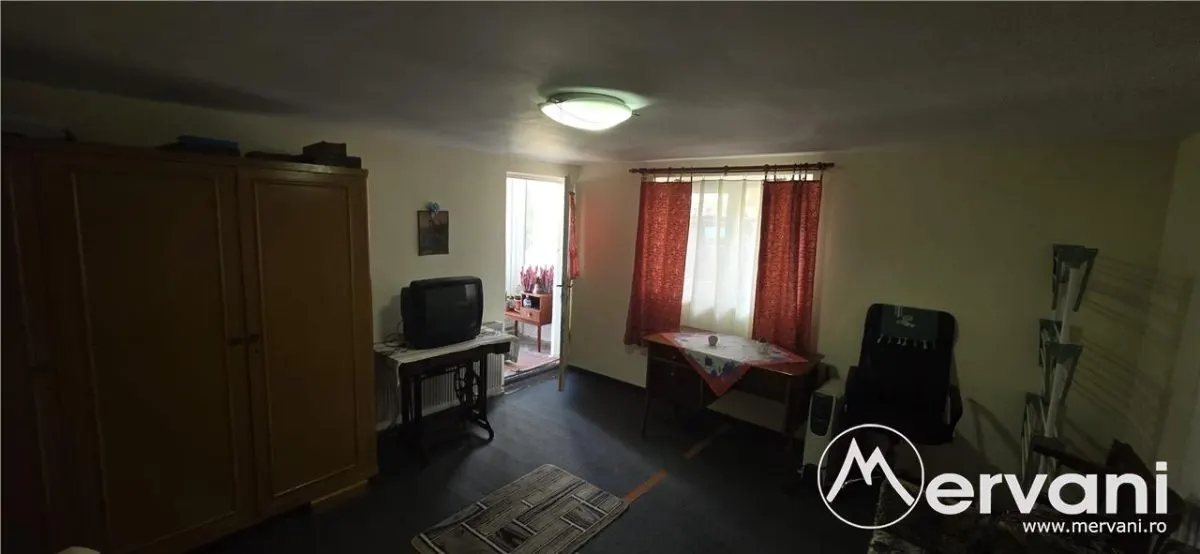 Casa de vanzare cu 6 camere in Busteni - foto 22