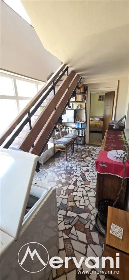 Casa de vanzare cu 6 camere in Busteni - foto 10