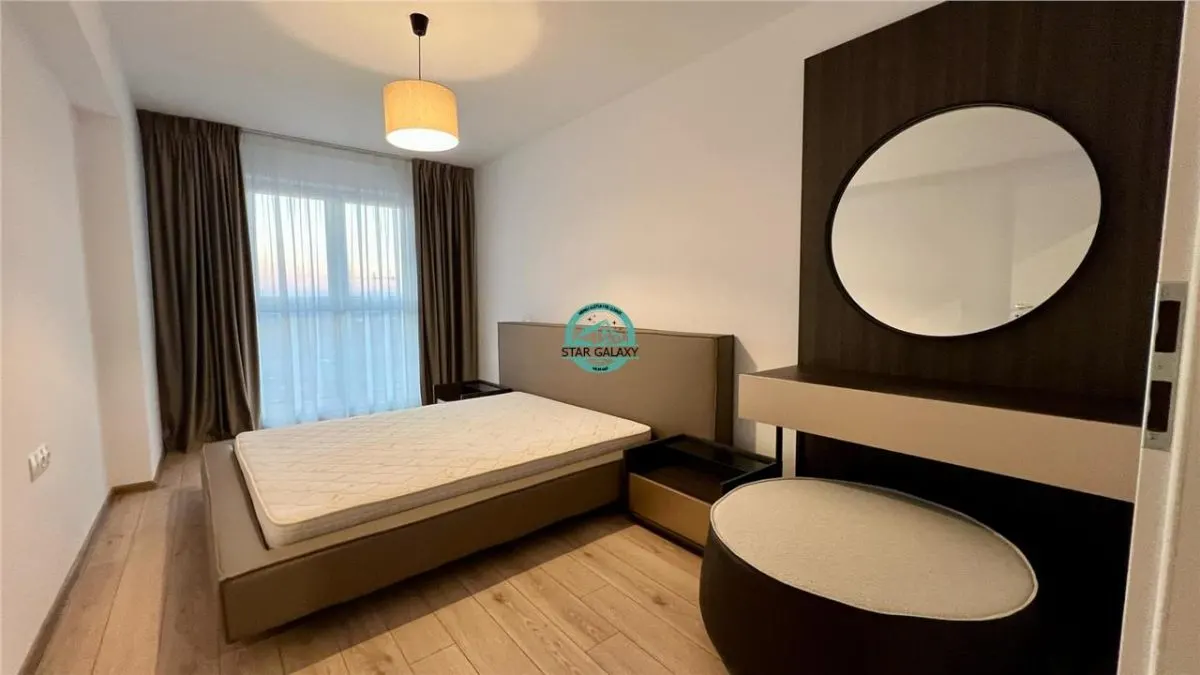 Vand apartament cu 2 camere in Complexul Maurer cu loc de parcare - foto 1