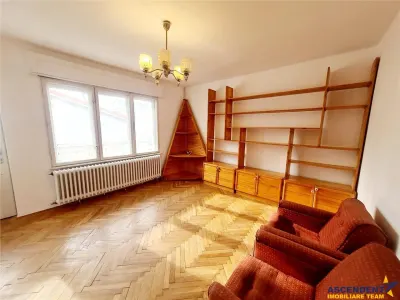 Nivel in  vila, 4 camere cu garaj, curte proprie, Central, Brasov - foto 9