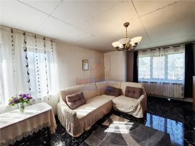 Casa individuala si spatioasa cu 5 camere - teren 1166 mp - foto 2