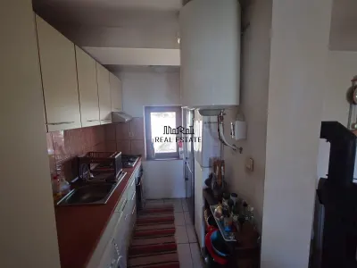 Casa cu gradina si foisor in Brazii Arad - foto 11