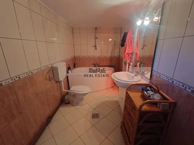 Casa cu gradina si foisor in Brazii Arad - foto 12