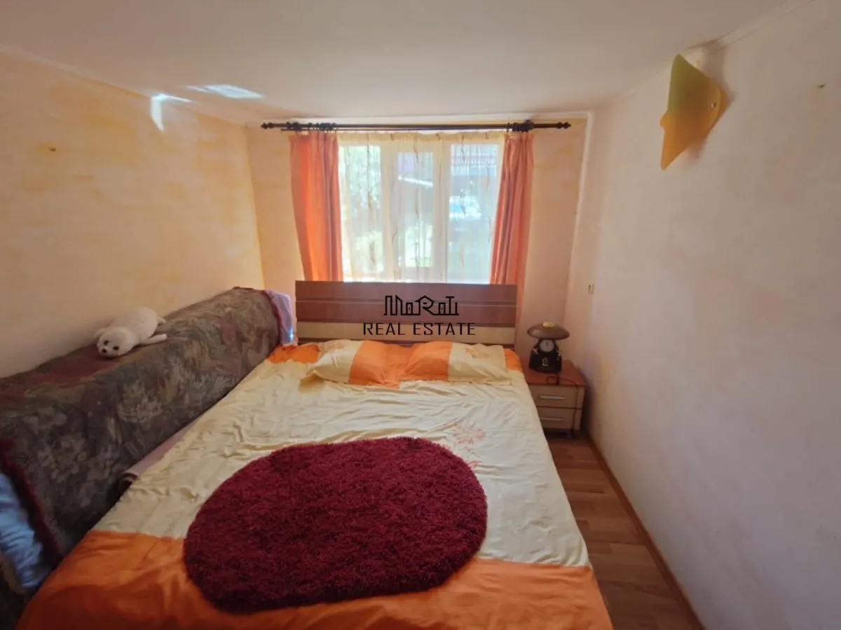 Casa cu gradina si foisor in Brazii Arad - foto 8