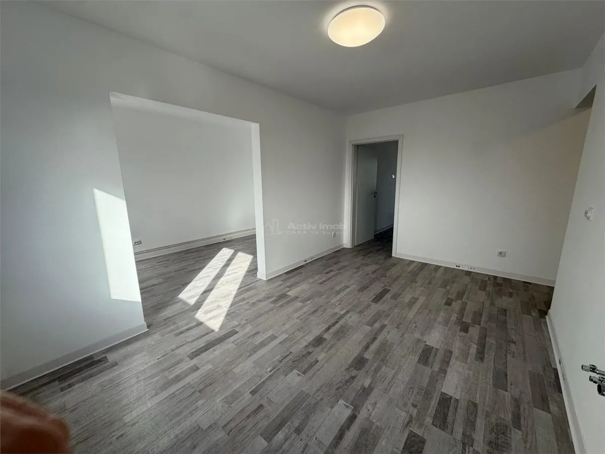 Bocsa Romana, Proiect NOU, 28 de Apartamente cu 2 si 3 Cam., Modernizari Premium. - foto 3