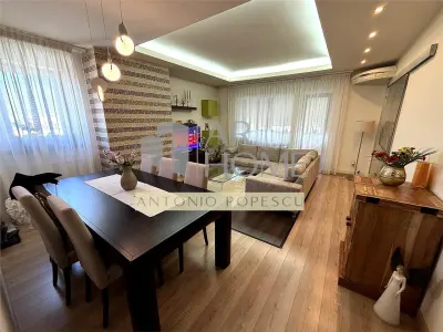 Apartament 4 camere, garaj si boxa, in Ploiesti, zona centrala. - Ploiesti