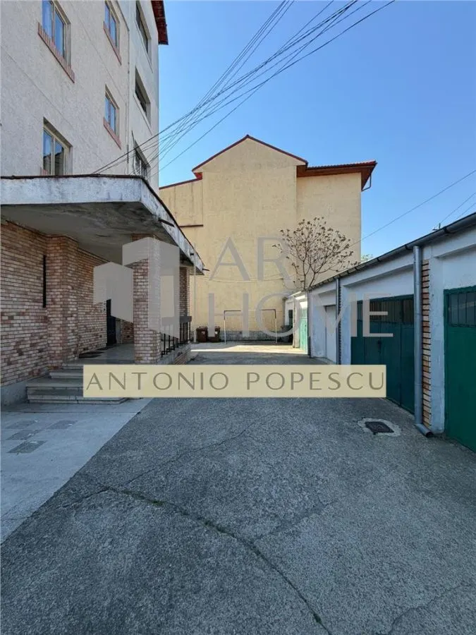 Apartament 4 camere, garaj si boxa, in Ploiesti, zona centrala. - foto 23