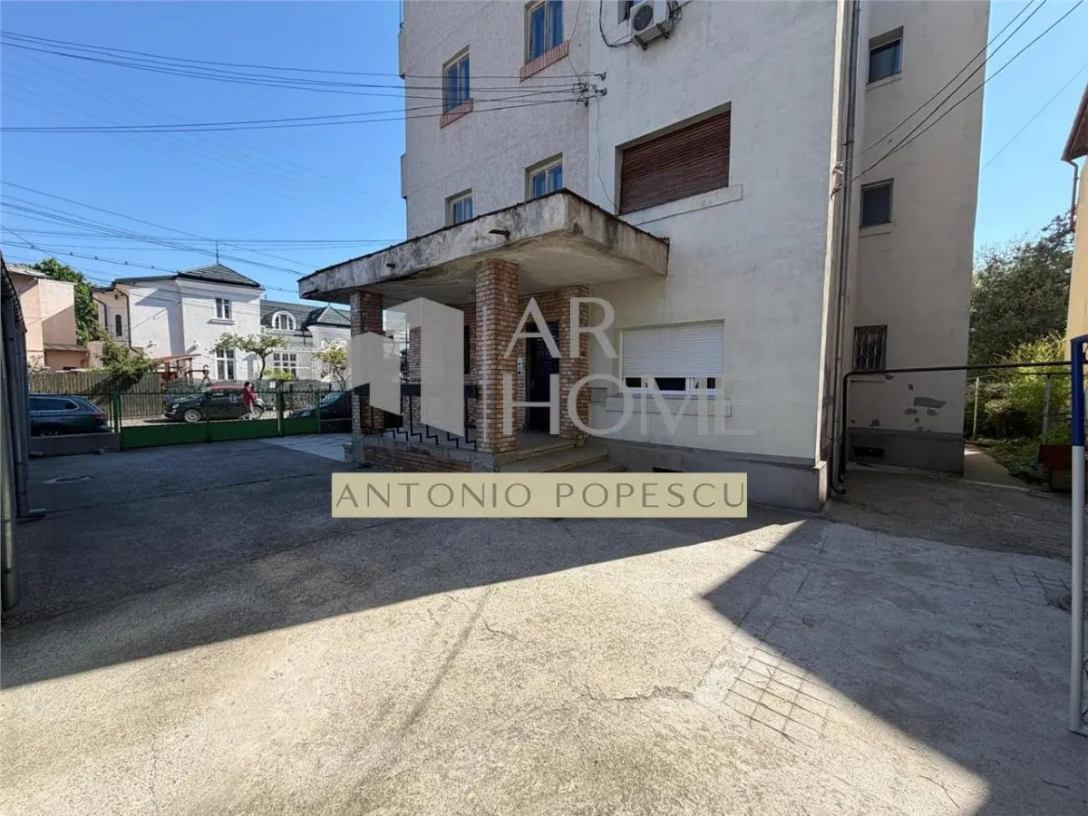 Apartament 4 camere, garaj si boxa, in Ploiesti, zona centrala. - foto 24