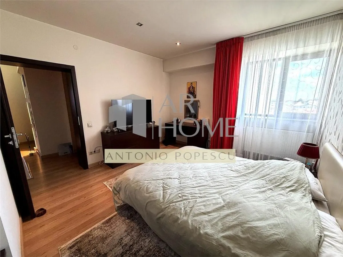 Apartament 4 camere, garaj si boxa, in Ploiesti, zona centrala. - foto 5
