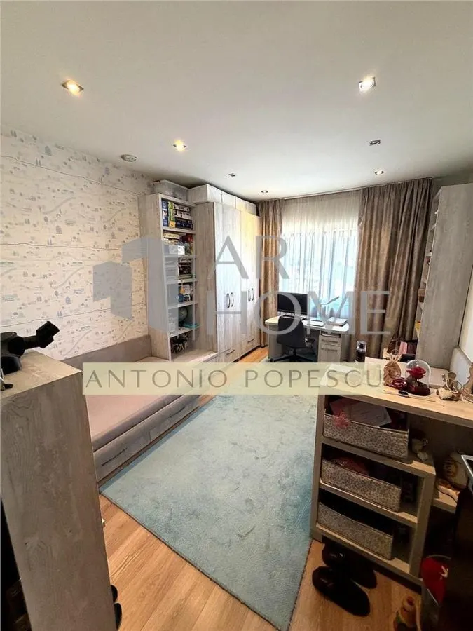 Apartament 4 camere, garaj si boxa, in Ploiesti, zona centrala. - foto 10
