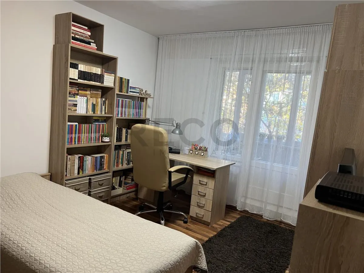 RECO  APARTAMENT 3 camere Dacia - foto 11