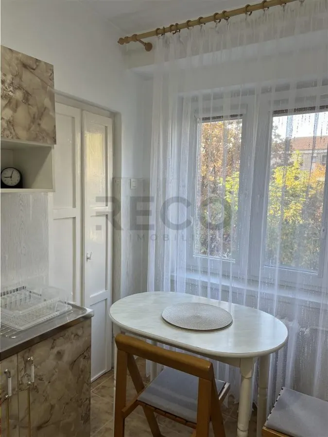 RECO  APARTAMENT 3 camere Dacia - foto 13