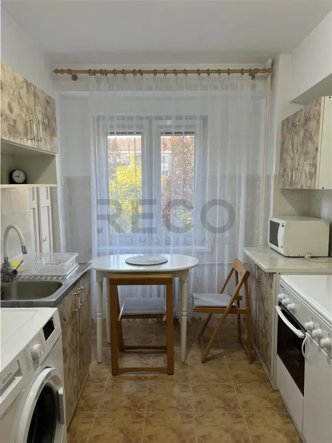 RECO  APARTAMENT 3 camere Dacia - foto 4
