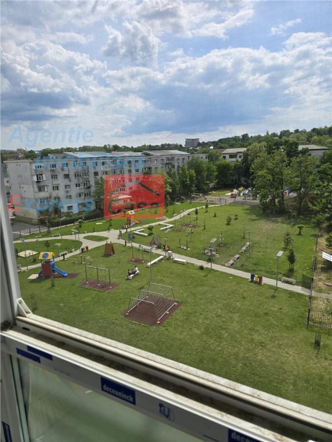 Apartament cu 2 camere, in Nicolina - foto 11