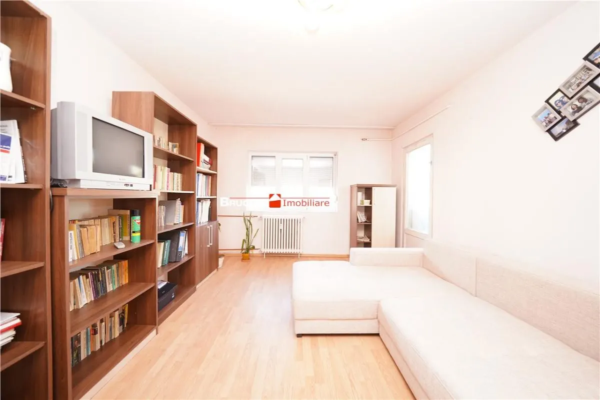 Apartament 3 camere | Decebal - foto 2
