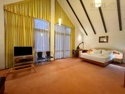 Hotel de +20 de camere in renumita statiune turistica  Poiana Brasov - foto 4