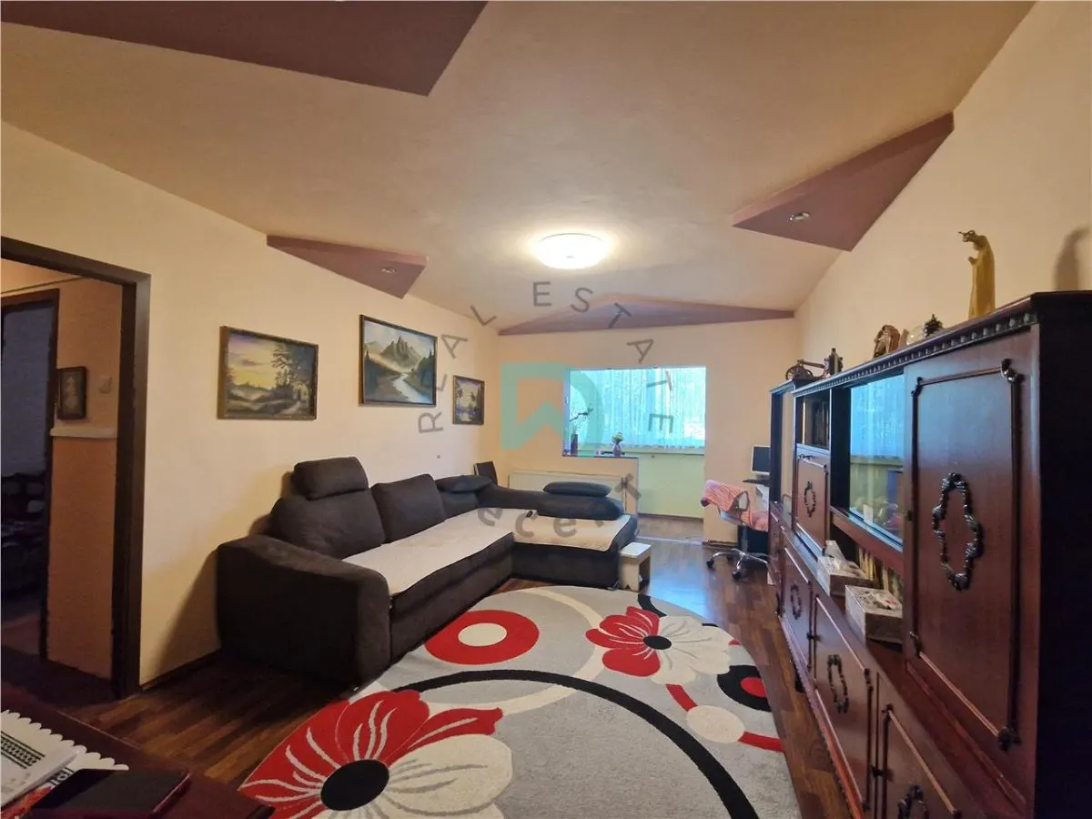 Apartament 4 camere, Tractorul, Brasov - foto 2