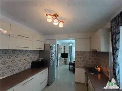 Casa deosebita P+1 cu 4 camere, foisor in curte si garaj, in Bragadiru aproape de Leroy Merlin si de Soseaua Alexandriei. - foto 6
