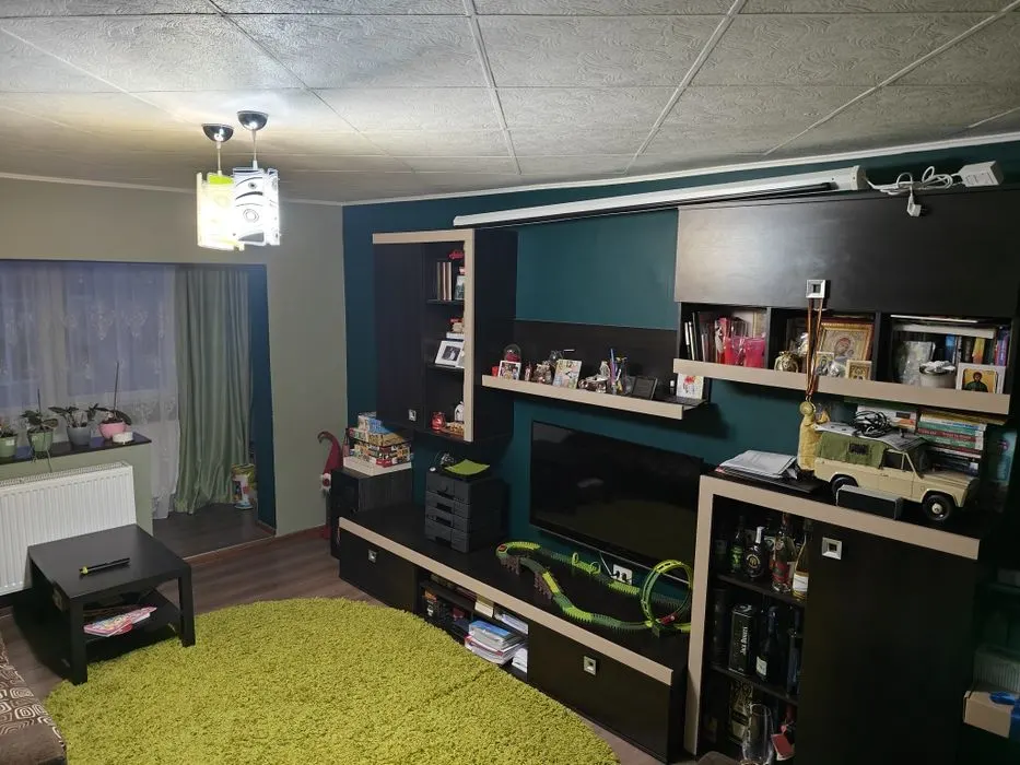 Apartament 2 camere decomandat Tractorul - foto 2