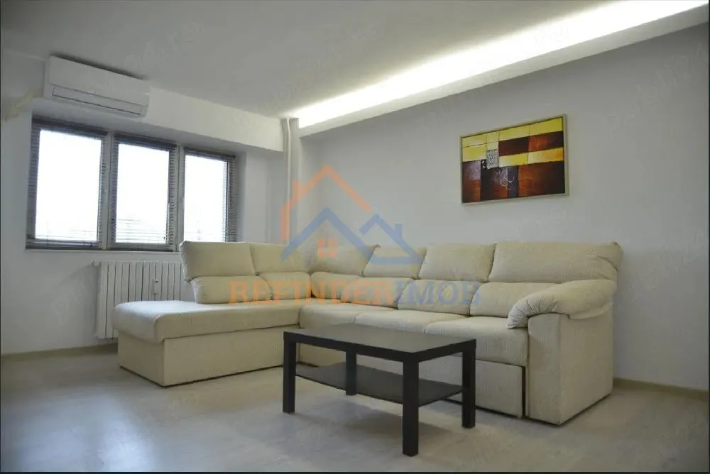 Apartament de vanzare cu 3 camere, 2 gr sanitare - zona 13 Septembrie - foto 2