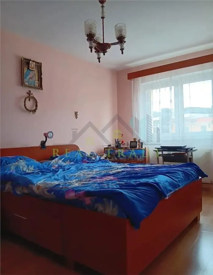 Apartament 3 camere zona Grivitei - foto 2