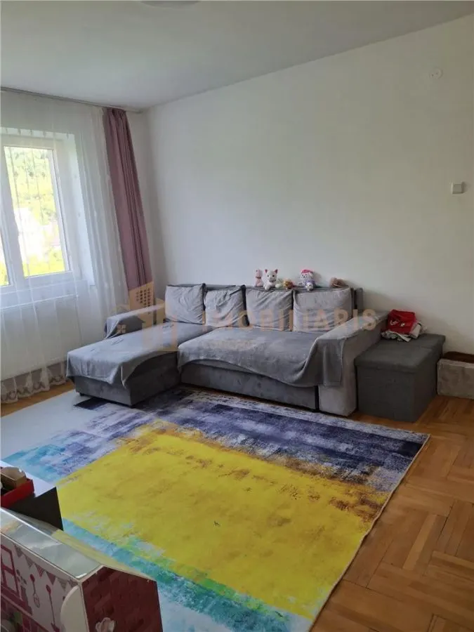 Apartament 3 camere Cartierul Sasar - foto 1