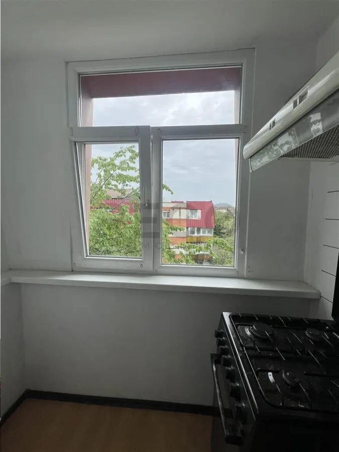 RECO Apartament 3 camere decomandat, tip PB, lânga Piata Rogerius - foto 2