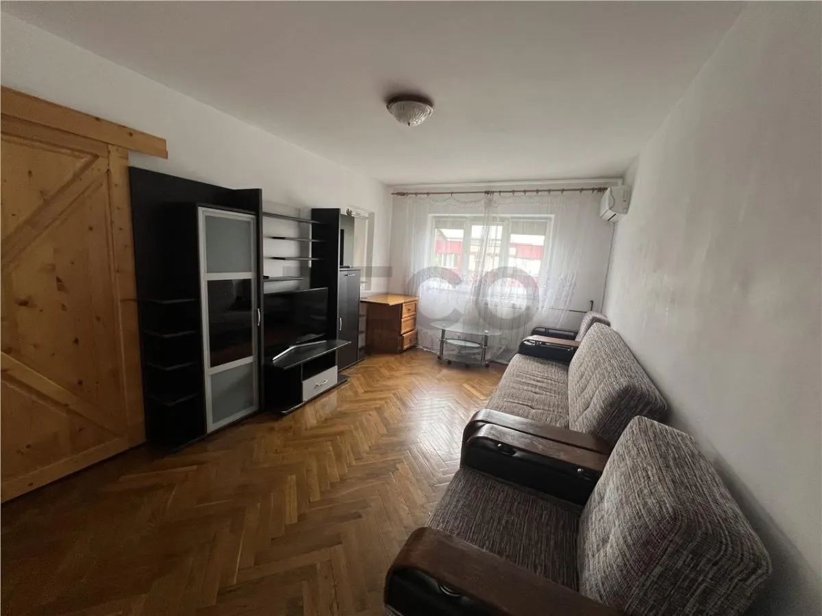 RECO Apartament 3 camere decomandat, tip PB, lânga Piata Rogerius - foto 9